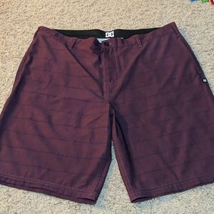DC Men's Gauge Hybrid Boardshort Size 38